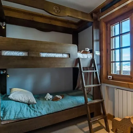 Charming T2 Completely Renovated 아파트